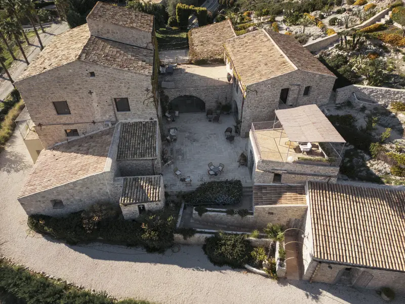 Vue aérienne de la masseria et de ses cours